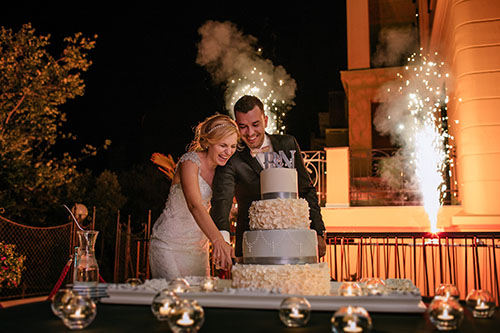 Cake cutting 